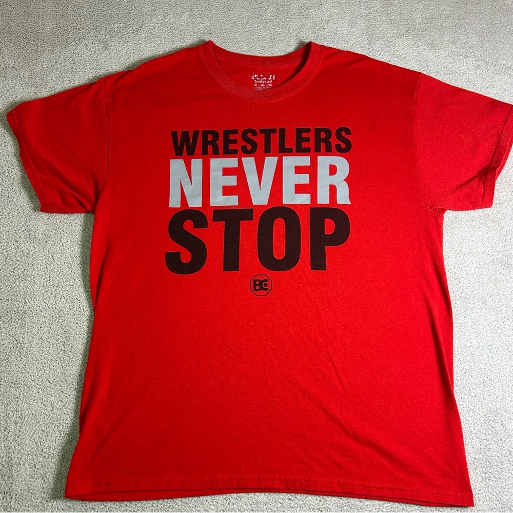 Blue Chip Wrestling T Shirt Mens Large Red ‘ Wrestlers Never Stop Graphic Print